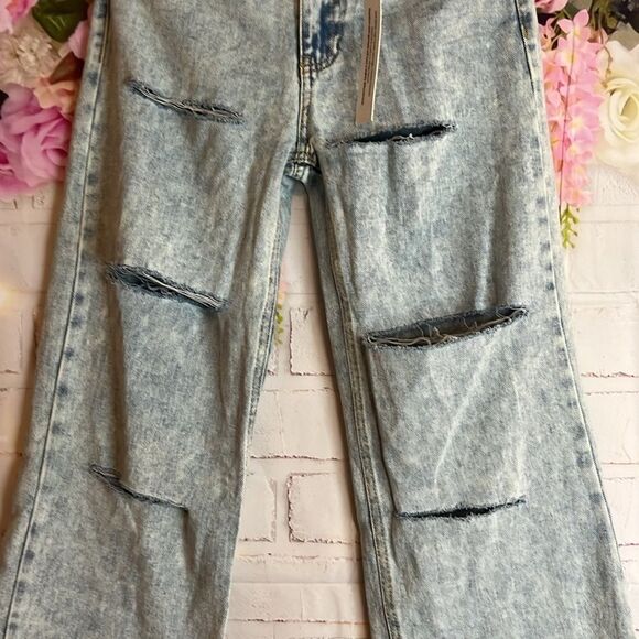 Slashed And Ripped Flared Wide leg Jeans by Highway Jeans size 1 NWT - Picture 3 of 9